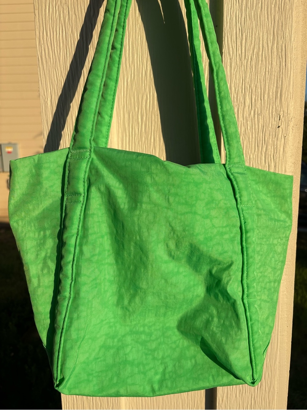 [RESERVED for 👽💚] Baggu Mini Cloud in Aloe - Picture 2 of 8